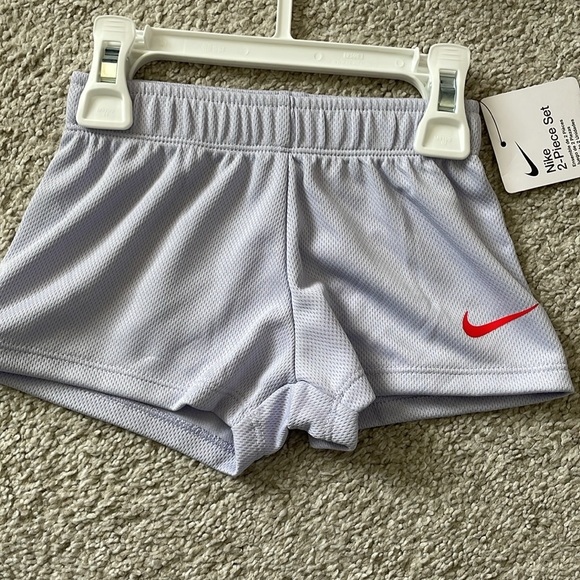 Nike Dri-Fit infant girls lavender & white 2pc mesh shorts & tank top set NWT - Picture 2 of 6